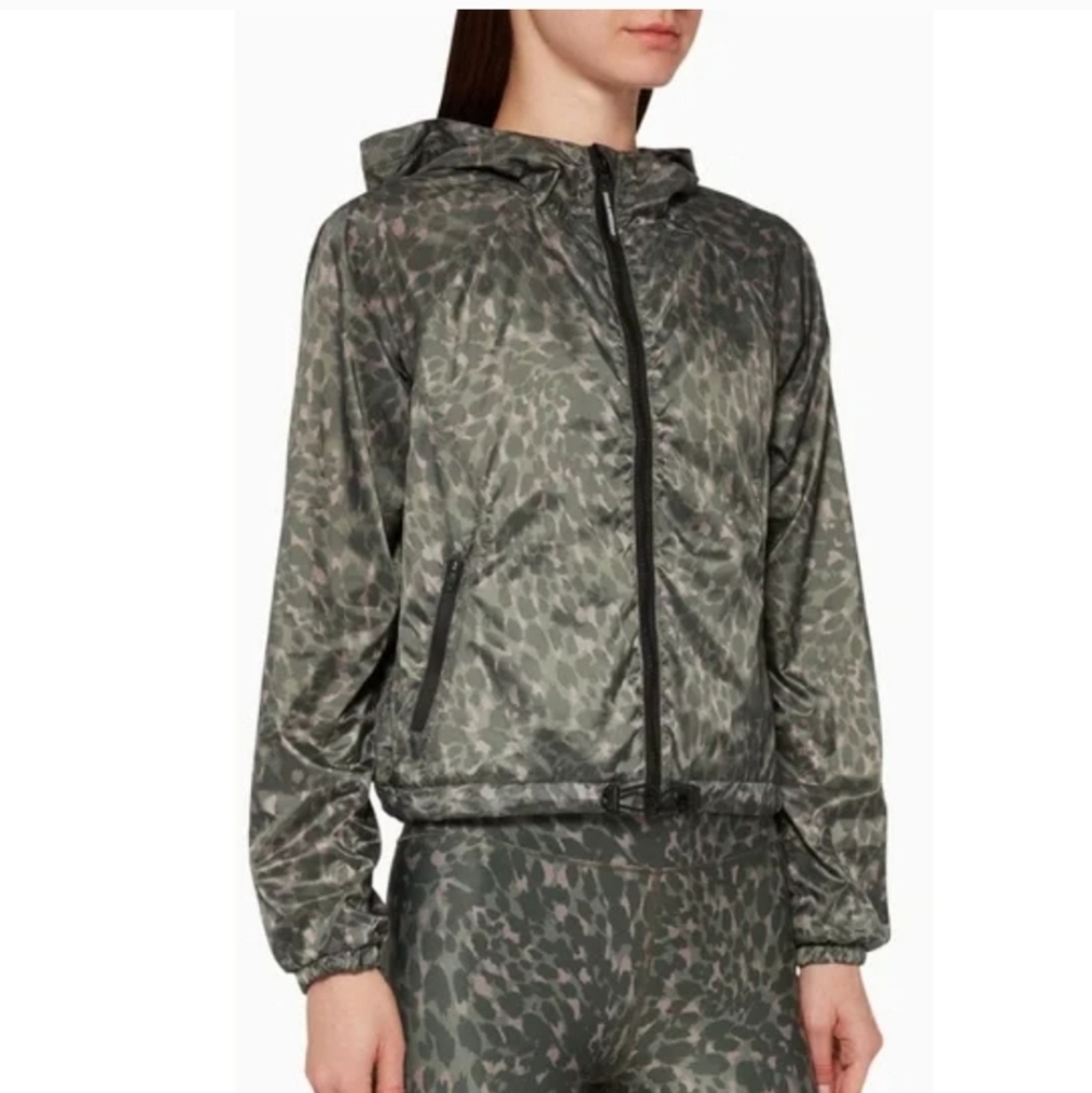Good American Camo Print Running Zip Up Hooded Jacket
